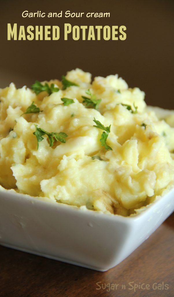 garlic-and-sour-cream-mashed-potatoes-2